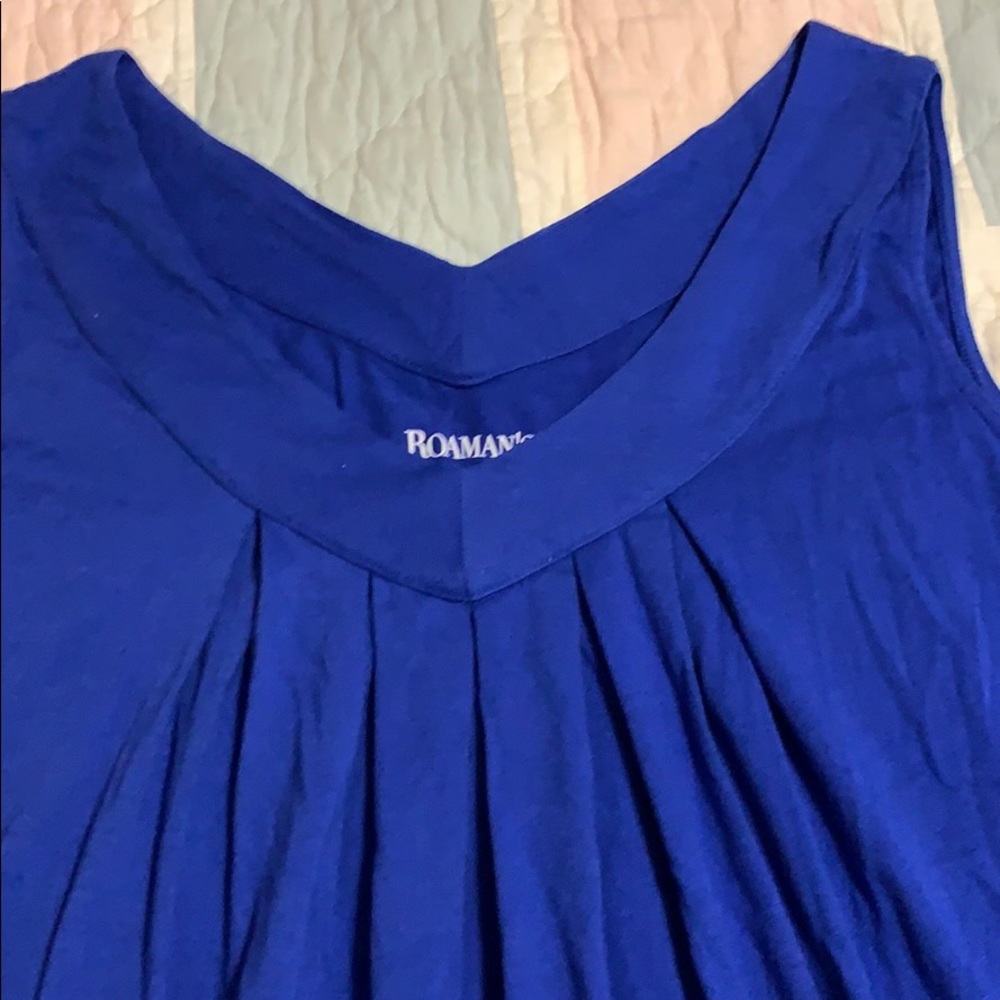 Sleeveless Tunic Top - Picture 2 of 5